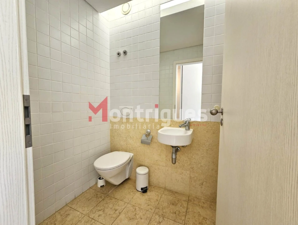 Apartamento T2 para Arrendamento em Parque das Nações Foto 10