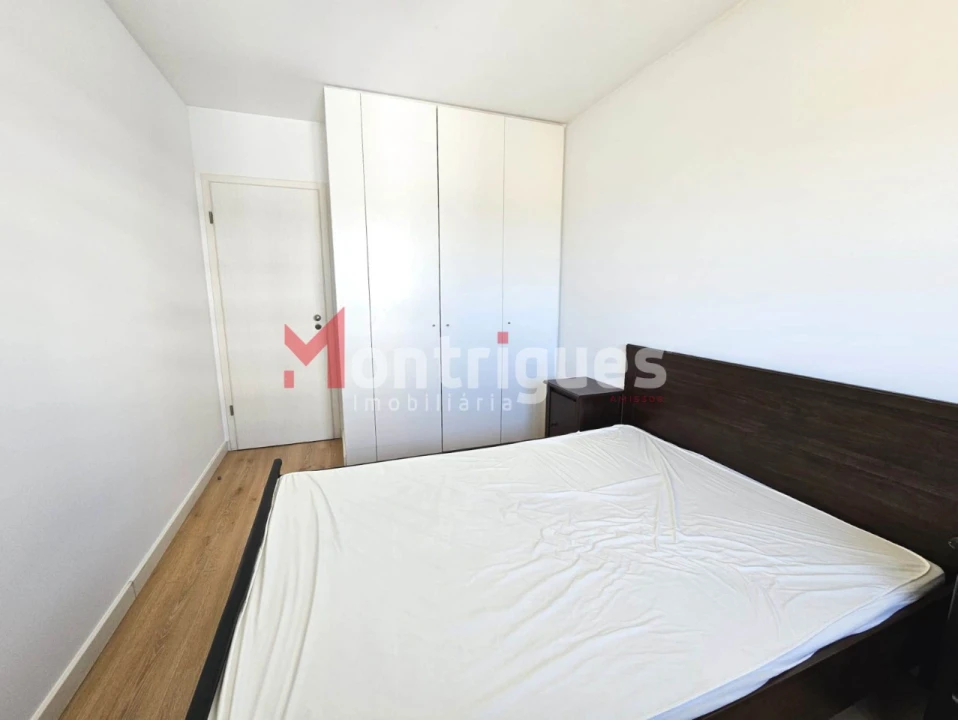 Apartamento T2 para Arrendamento em Parque das Nações Foto 12