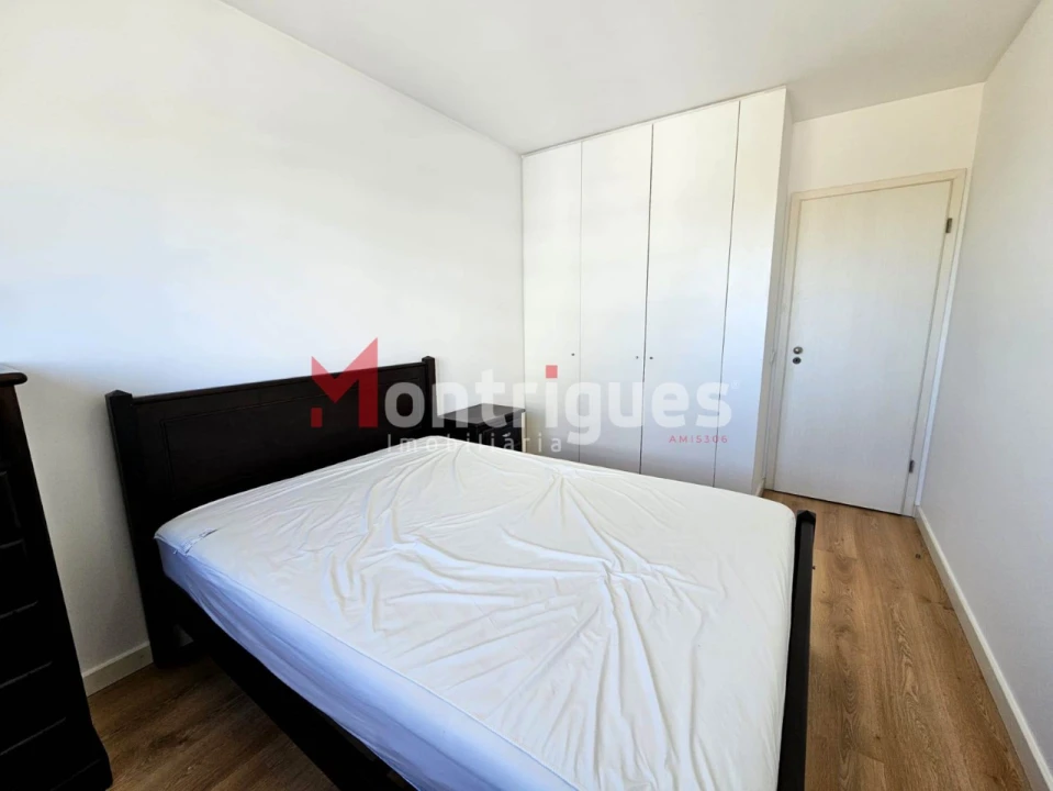 Apartamento T2 para Arrendamento em Parque das Nações Foto 14