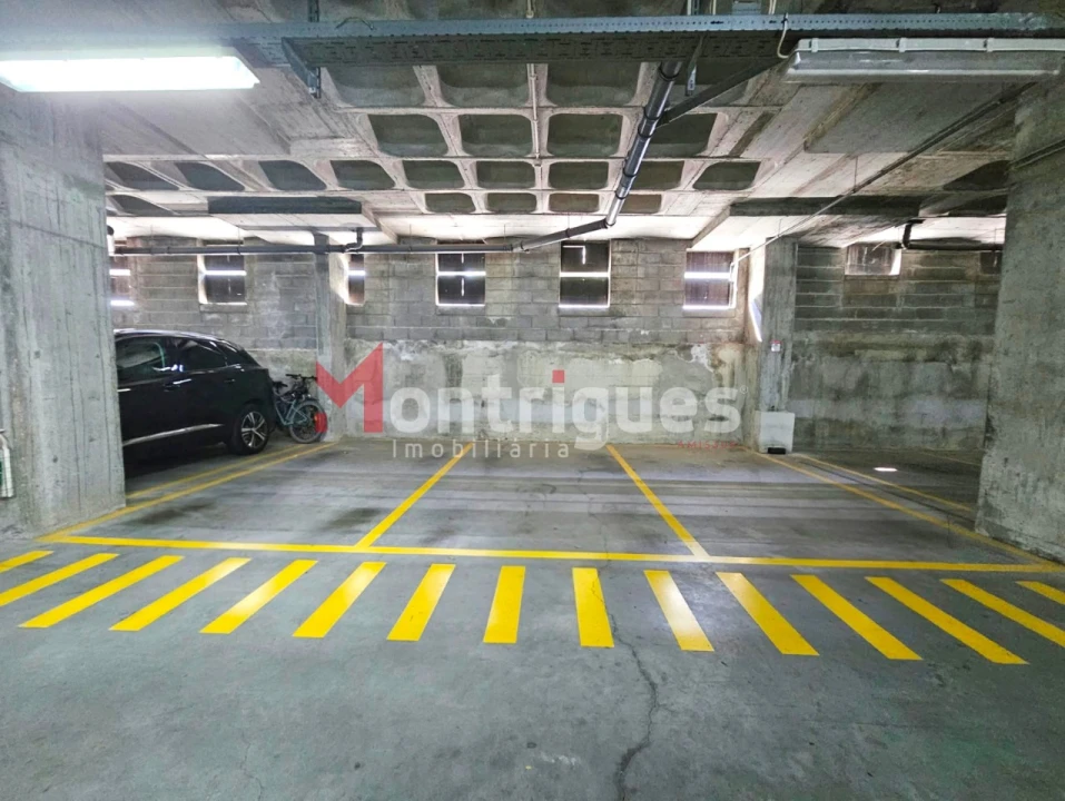 Apartamento T2 para Arrendamento em Parque das Nações Foto 22
