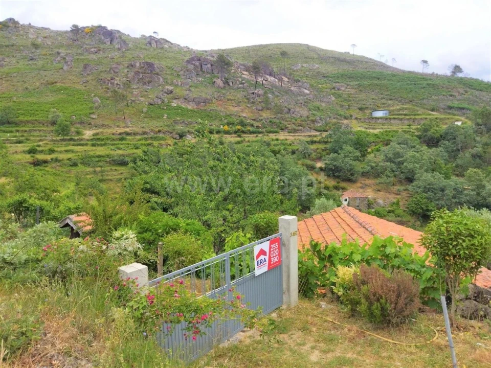 Terreno para Venda em Ferreiros de Tendais Foto 5