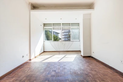 Apartamento T2 para Venda em Alfragide
