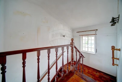 Moradia T3 para Venda em São Domingos de Rana