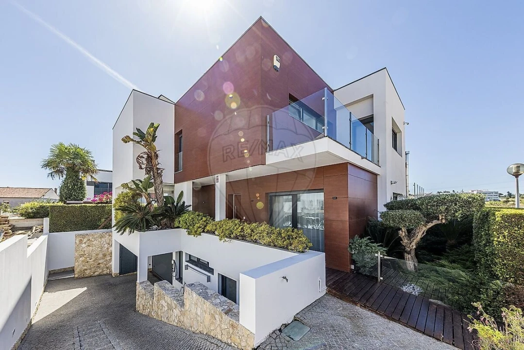 Moradia T3 para Venda em Carcavelos e Parede Foto 1