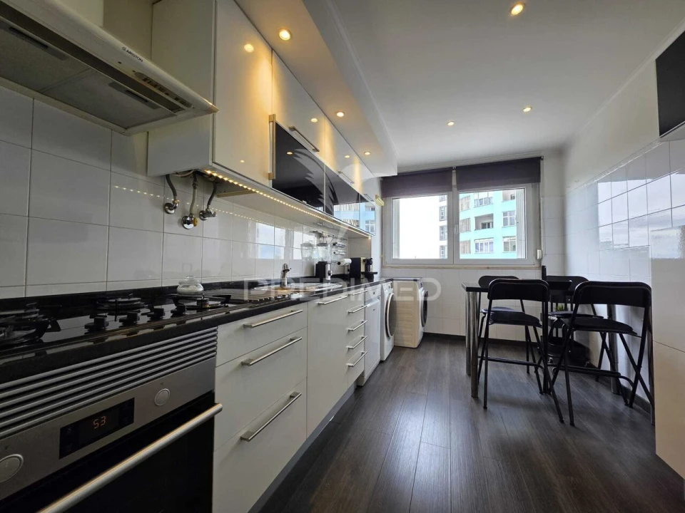 Apartamento T3 para Venda em Moscavide e Portela Foto 33