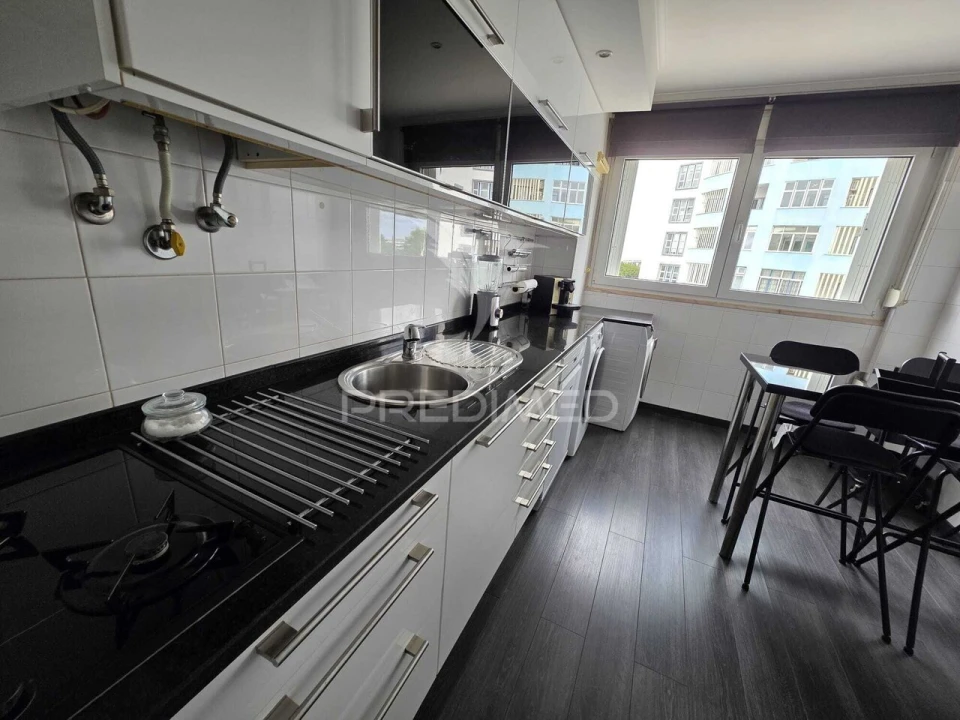 Apartamento T3 para Venda em Moscavide e Portela Foto 27