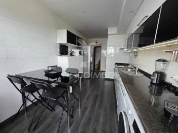 Apartamento T3 para Venda em Moscavide e Portela