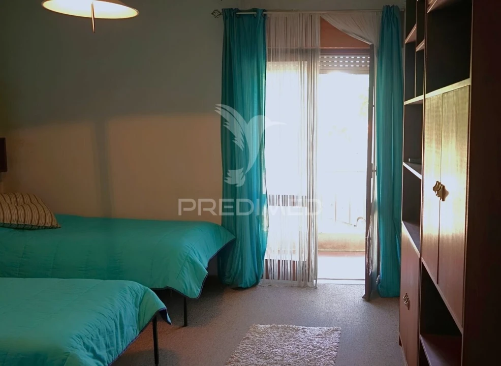 Apartamento T3 para Venda em Sines Foto 16