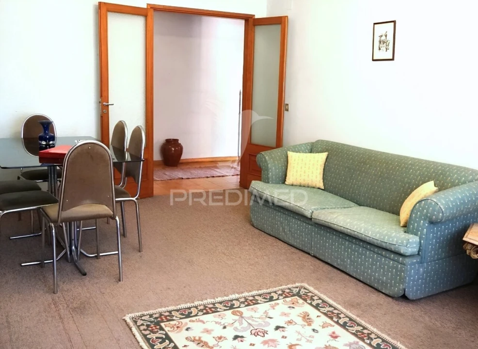 Apartamento T3 para Venda em Sines Foto 2