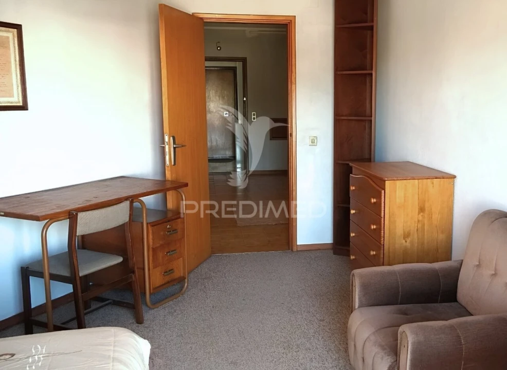 Apartamento T3 para Venda em Sines Foto 7