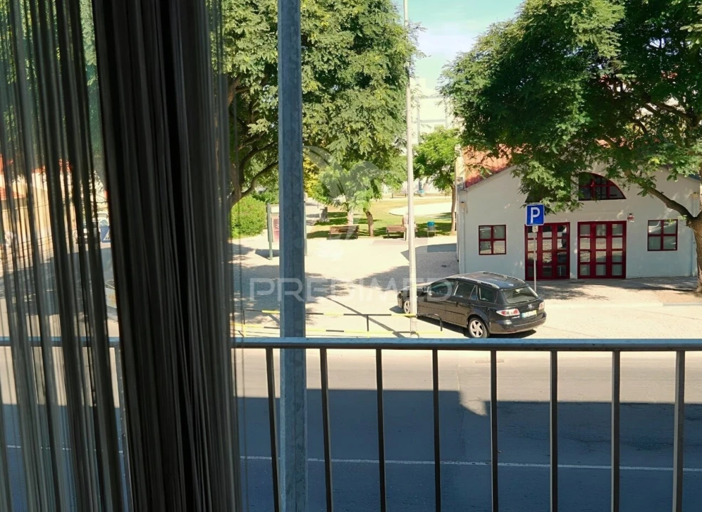 Apartamento T3 para Venda em Sines Foto 21
