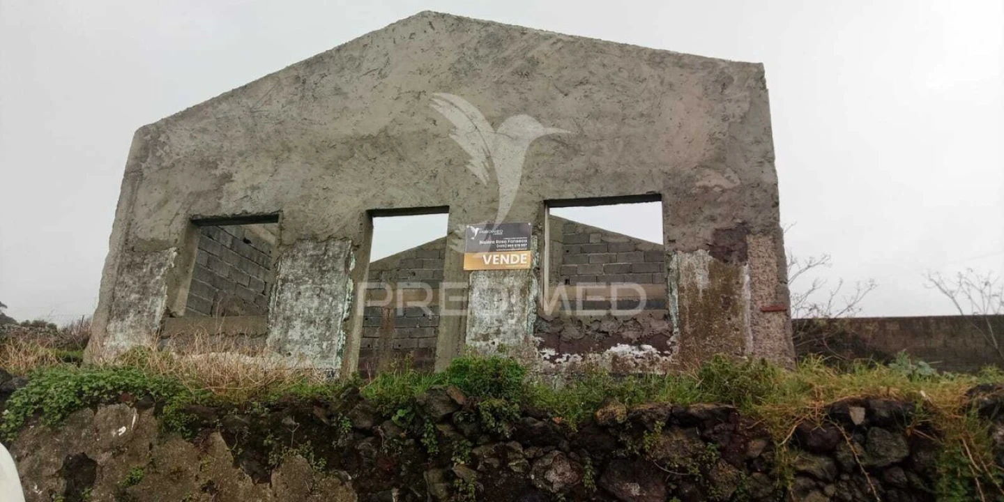 Moradia T2 para Venda em São Bartolomeu de Regatos Foto 3