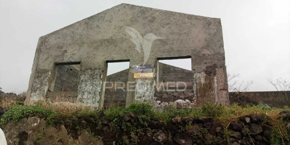 Moradia T2 para Venda em São Bartolomeu de Regatos Foto 3