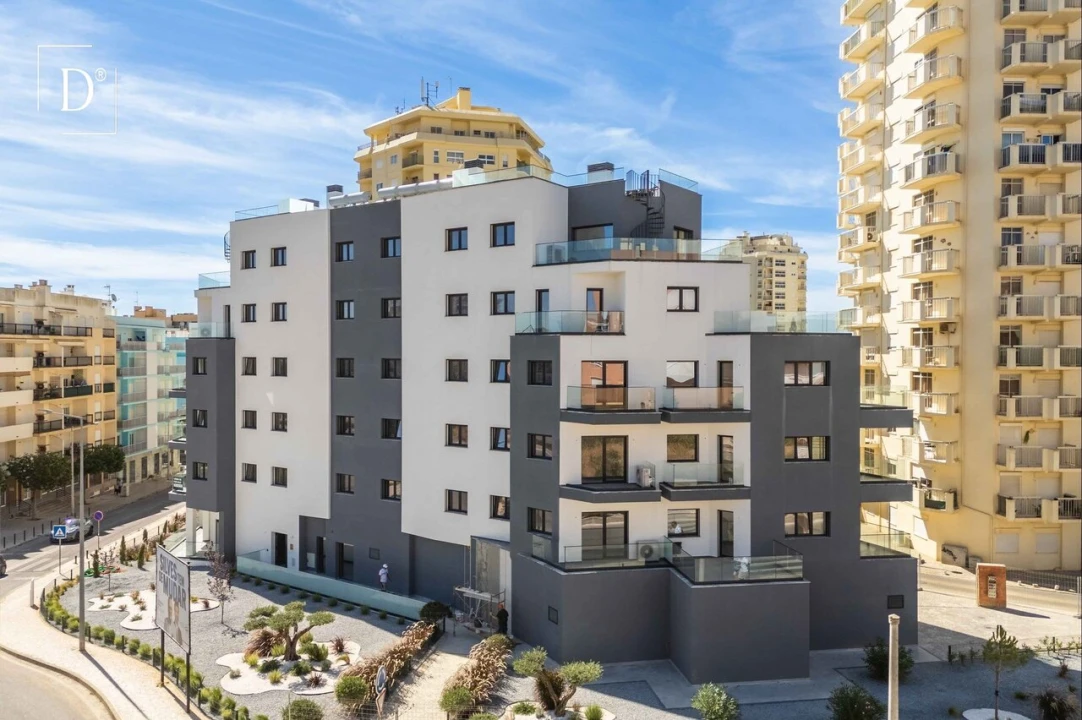 Apartamento T4 para Venda em Armação de Pera Foto 1