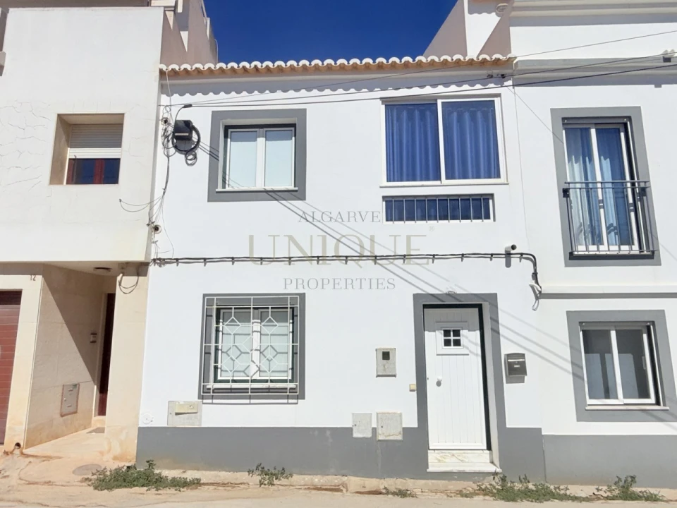 Moradia T1 para Venda em Lagos (São Sebastião e Santa Maria) Foto 12