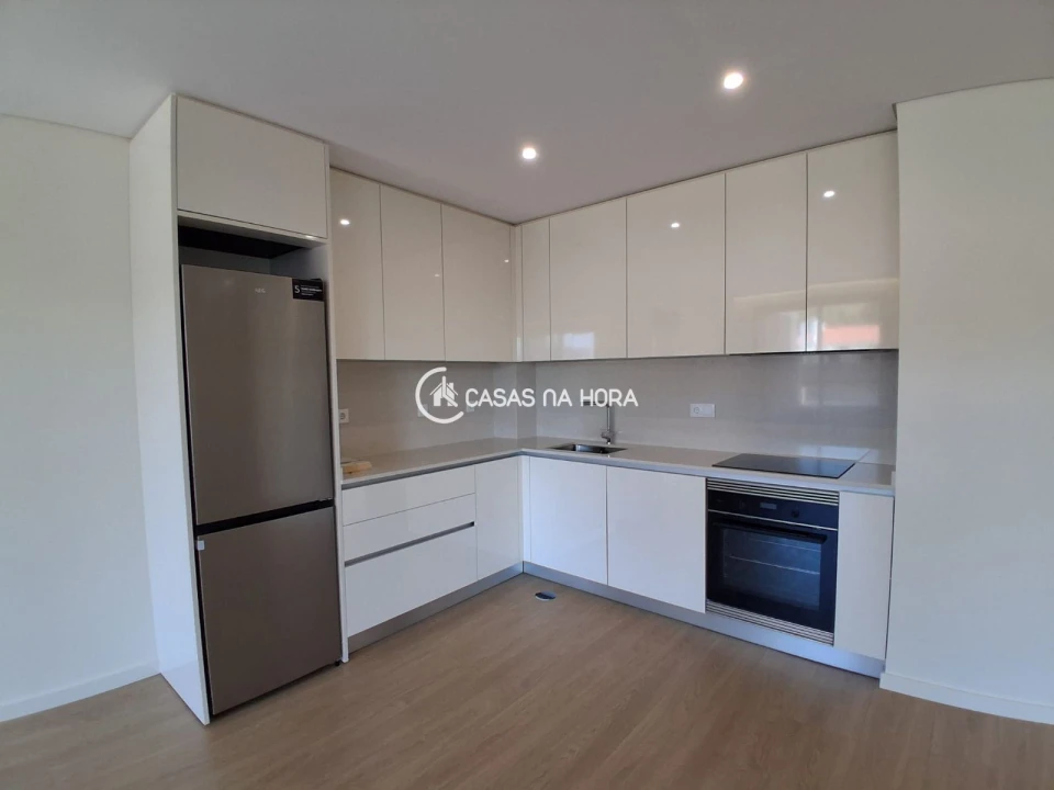 Apartamento T1 para Arrendamento em Viseu Foto 3