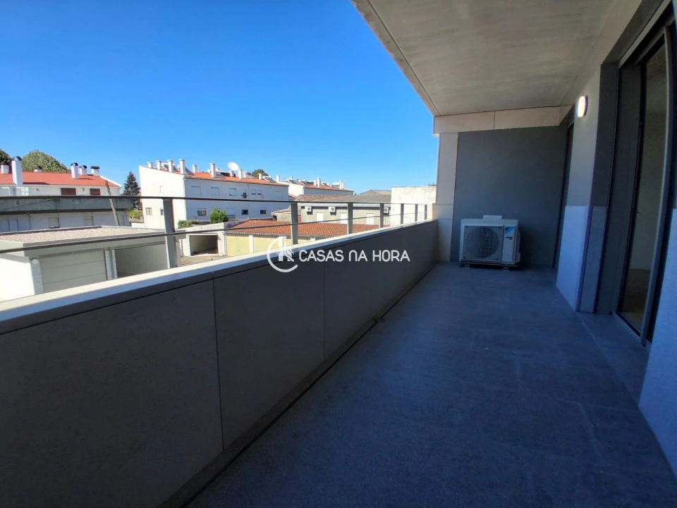 Apartamento T1 para Arrendamento em Viseu Foto 9