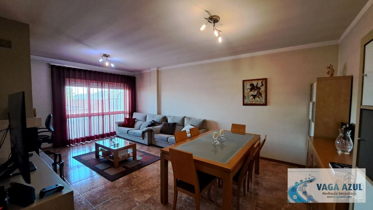 Apartamento T2 para Venda em Valongo Foto 2