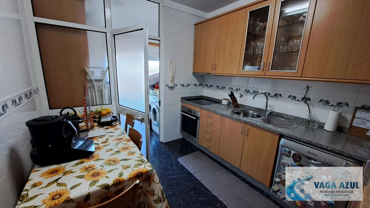 Apartamento T2 para Venda em Valongo Foto 5