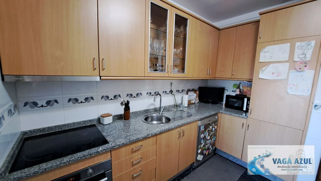 Apartamento T2 para Venda em Valongo Foto 6
