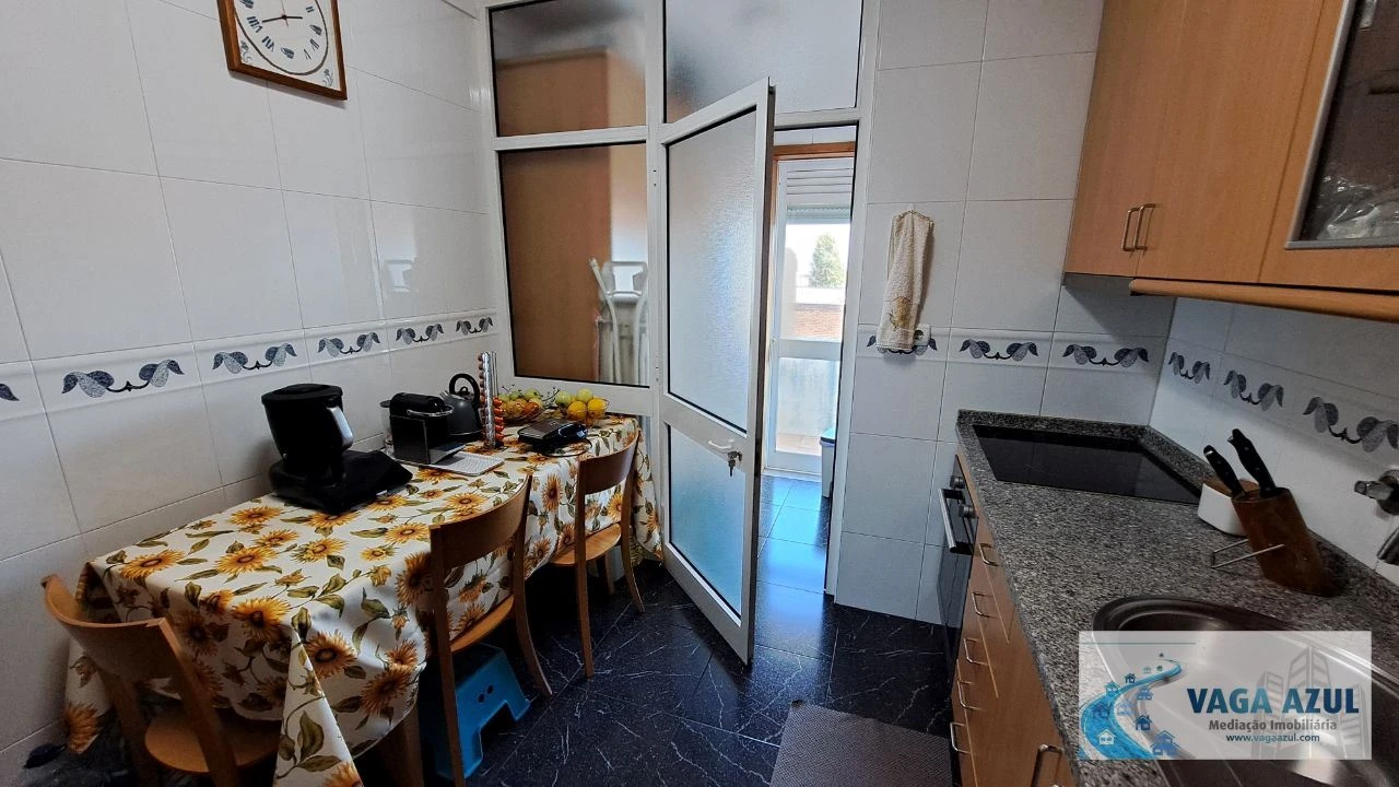 Apartamento T2 para Venda em Valongo Foto 7