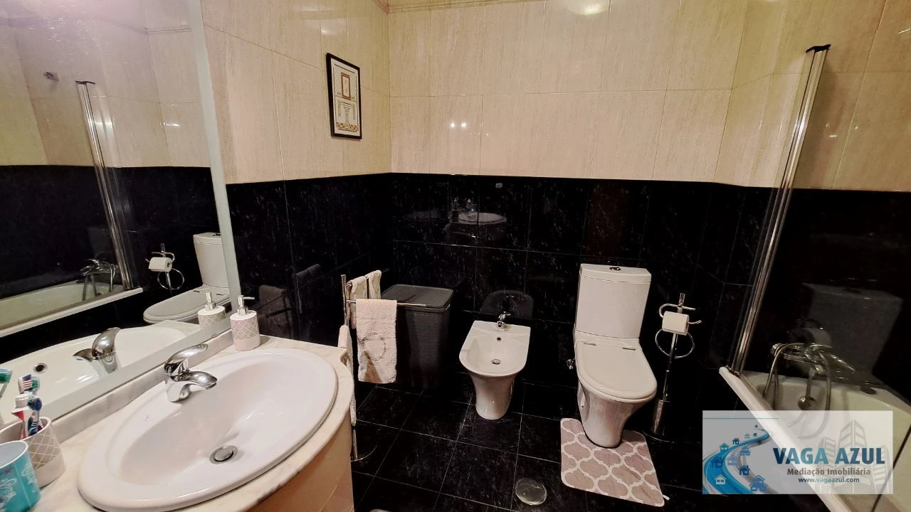 Apartamento T2 para Venda em Valongo Foto 8