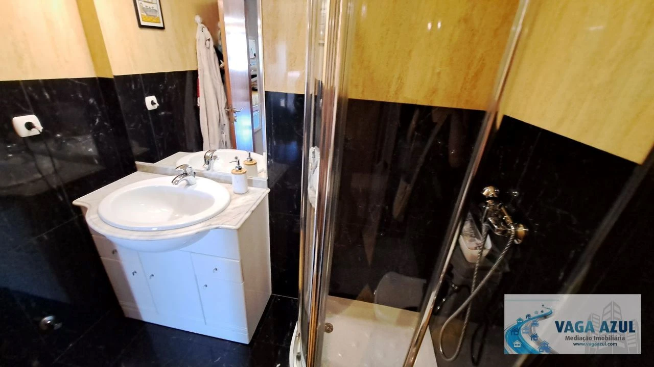 Apartamento T2 para Venda em Valongo Foto 13