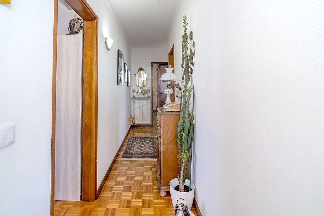 Apartamento T2 para Venda em Buarcos Foto 13