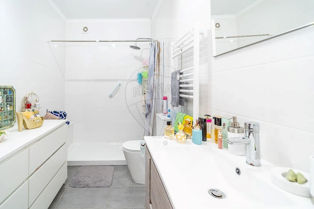 Apartamento T2 para Venda em Buarcos Foto 24