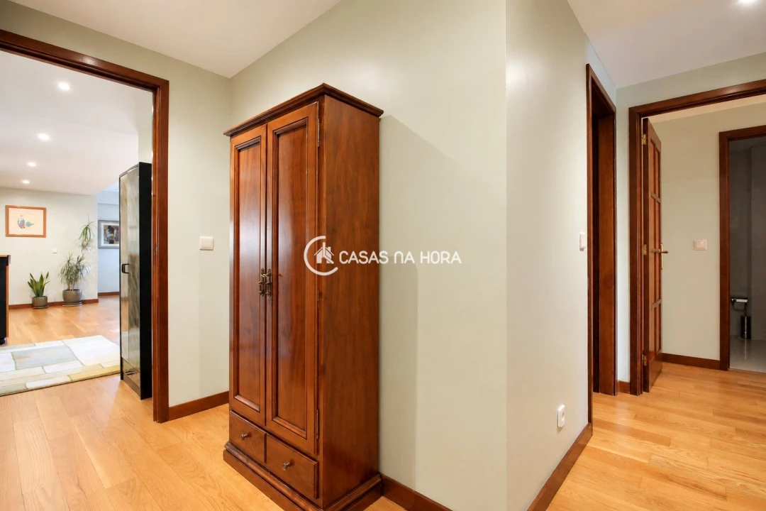 Apartamento T2 para Venda em Ramalde Foto 13