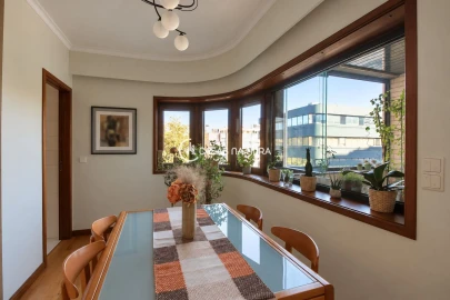 Apartamento T2 para Venda em Ramalde