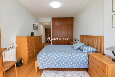 Apartamento T2 para Venda em Ramalde