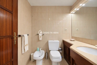 Apartamento T2 para Venda em Ramalde