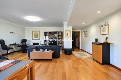 Apartamento T2 para Venda em Ramalde