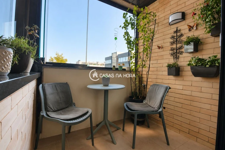 Apartamento T2 para Venda em Ramalde Foto 3