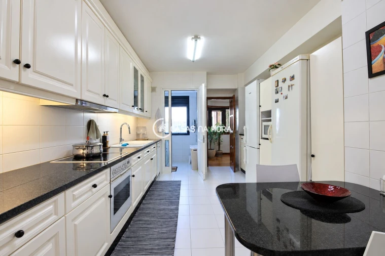 Apartamento T2 para Venda em Ramalde Foto 21