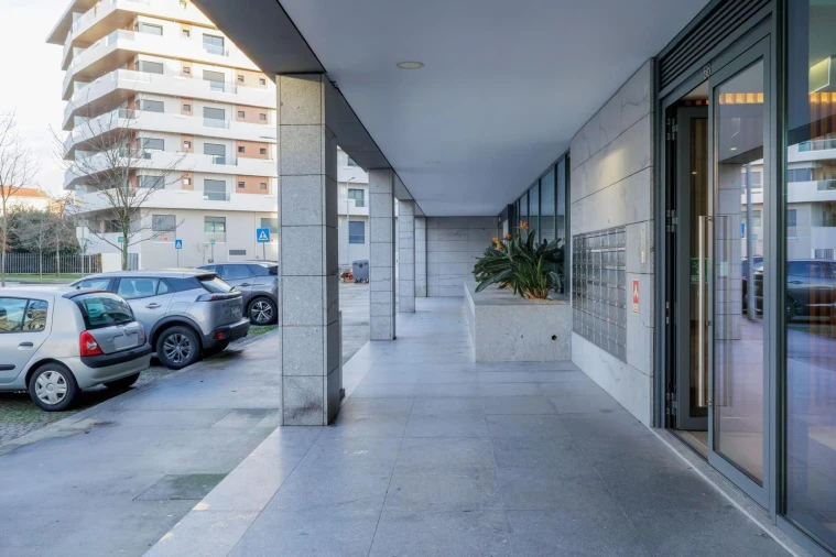 Apartamento T2 para Venda em Ramalde Foto 18