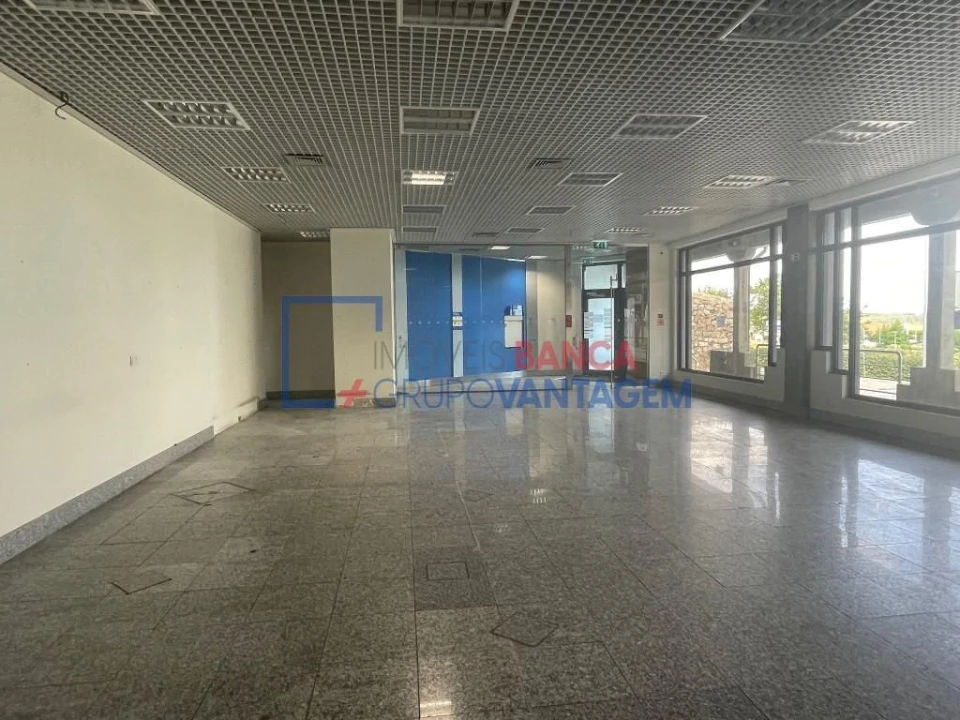 Prédio para Venda em Aguiar da Beira e Coruche Foto 2