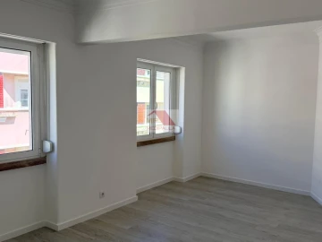Apartamento T2 para Venda em São Vicente