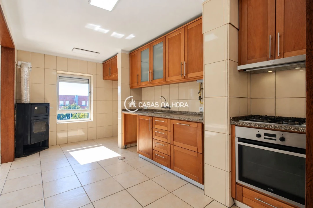 Apartamento T2 para Venda em São João da Madeira Foto 1