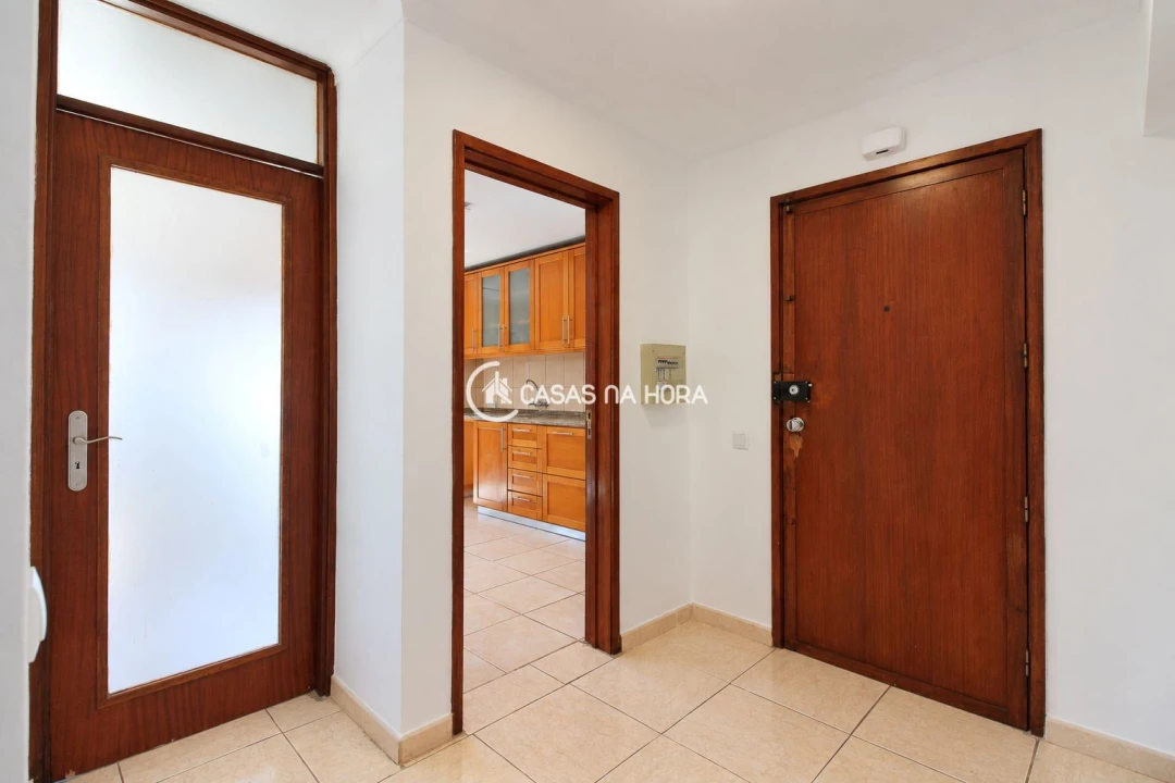 Apartamento T2 para Venda em São João da Madeira Foto 4