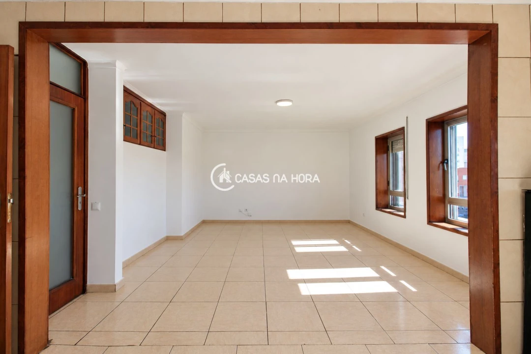 Apartamento T2 para Venda em São João da Madeira Foto 8