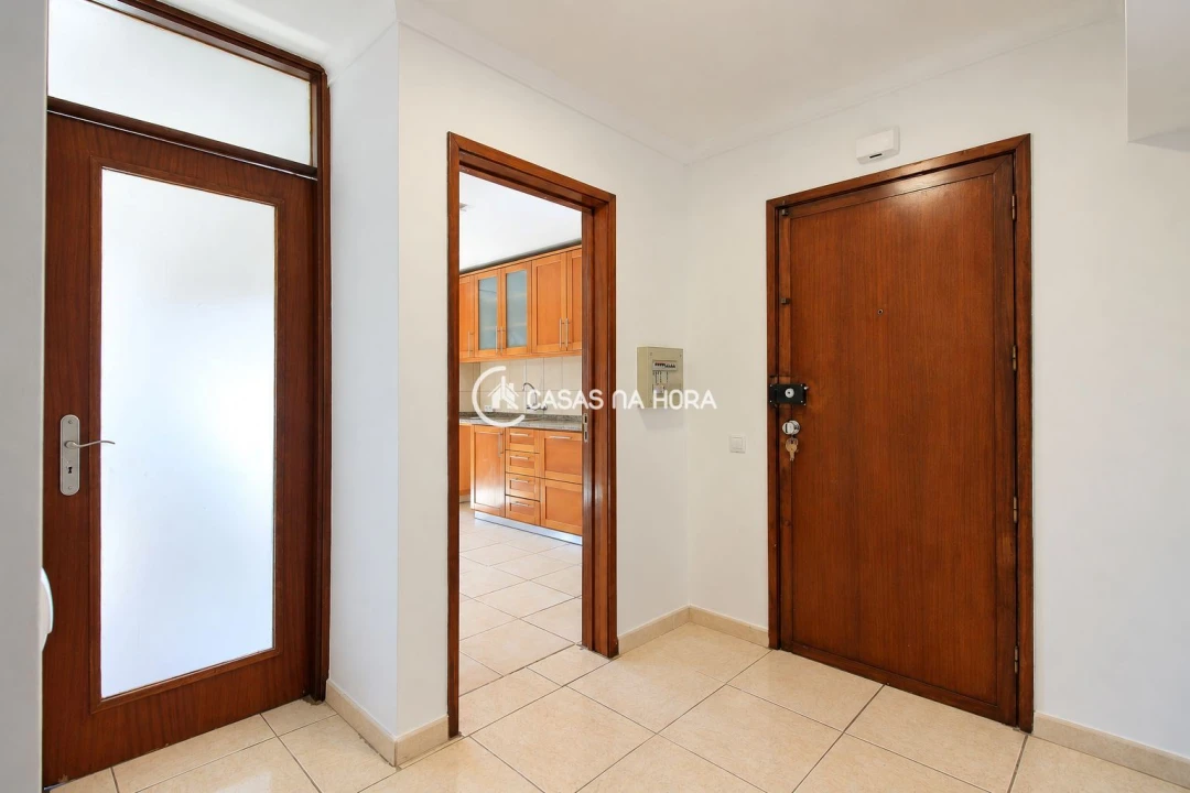 Apartamento T2 para Venda em São João da Madeira Foto 13