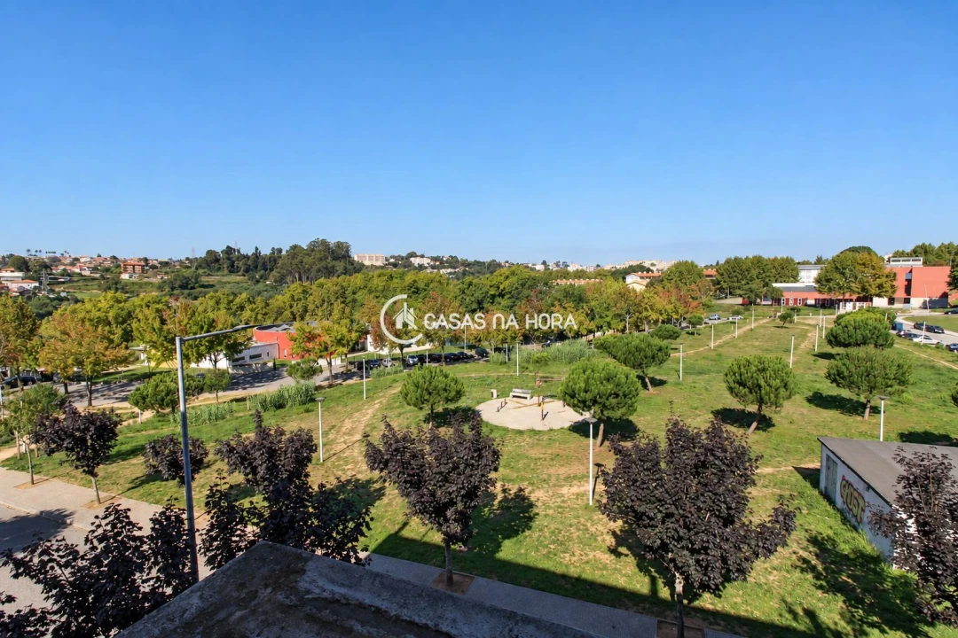 Apartamento T2 para Venda em São João da Madeira Foto 14