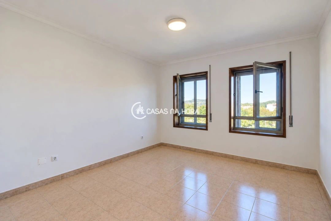 Apartamento T2 para Venda em São João da Madeira Foto 18