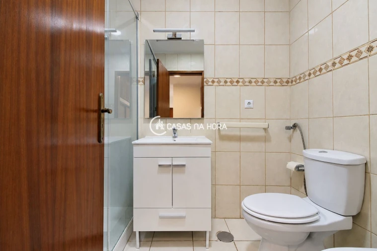 Apartamento T2 para Venda em São João da Madeira Foto 5