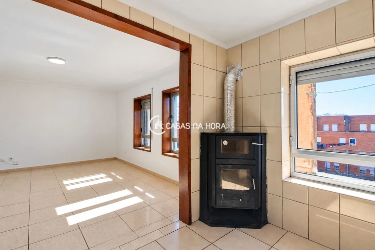 Apartamento T2 para Venda em São João da Madeira Foto 11