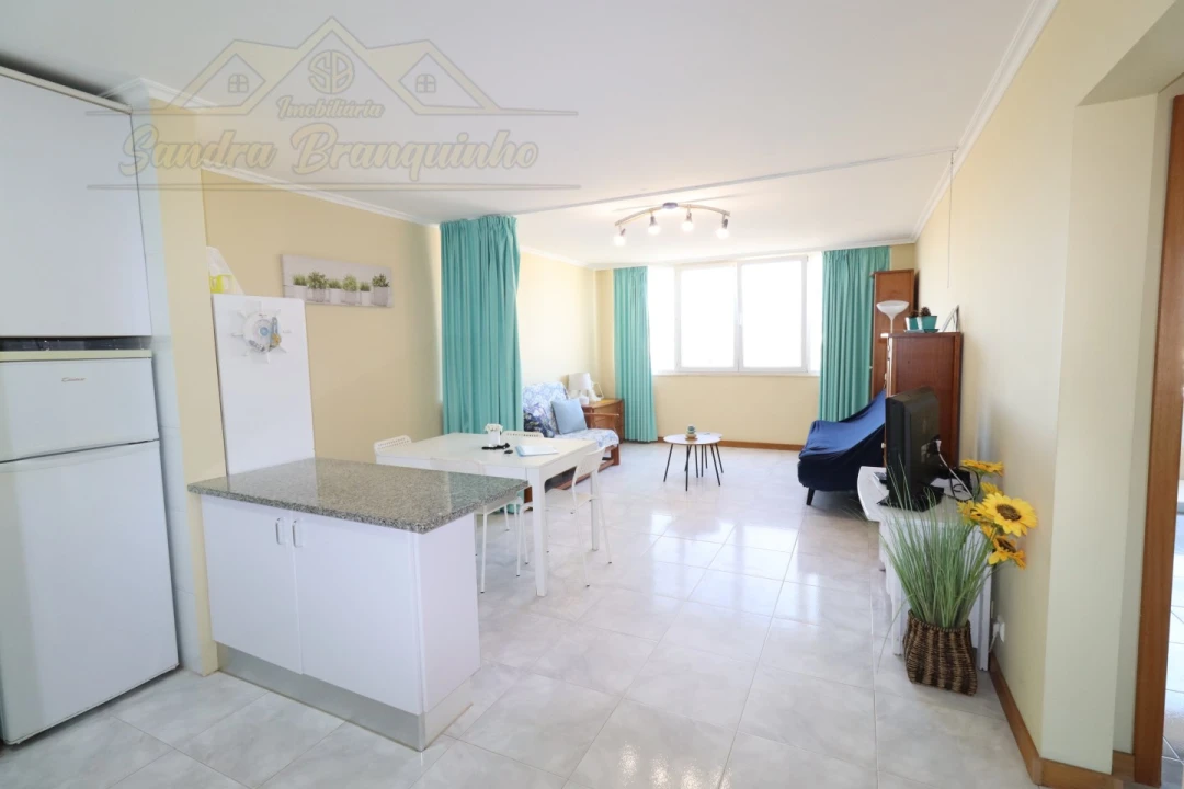 Apartamento T1 para Venda em Portimão Foto 9