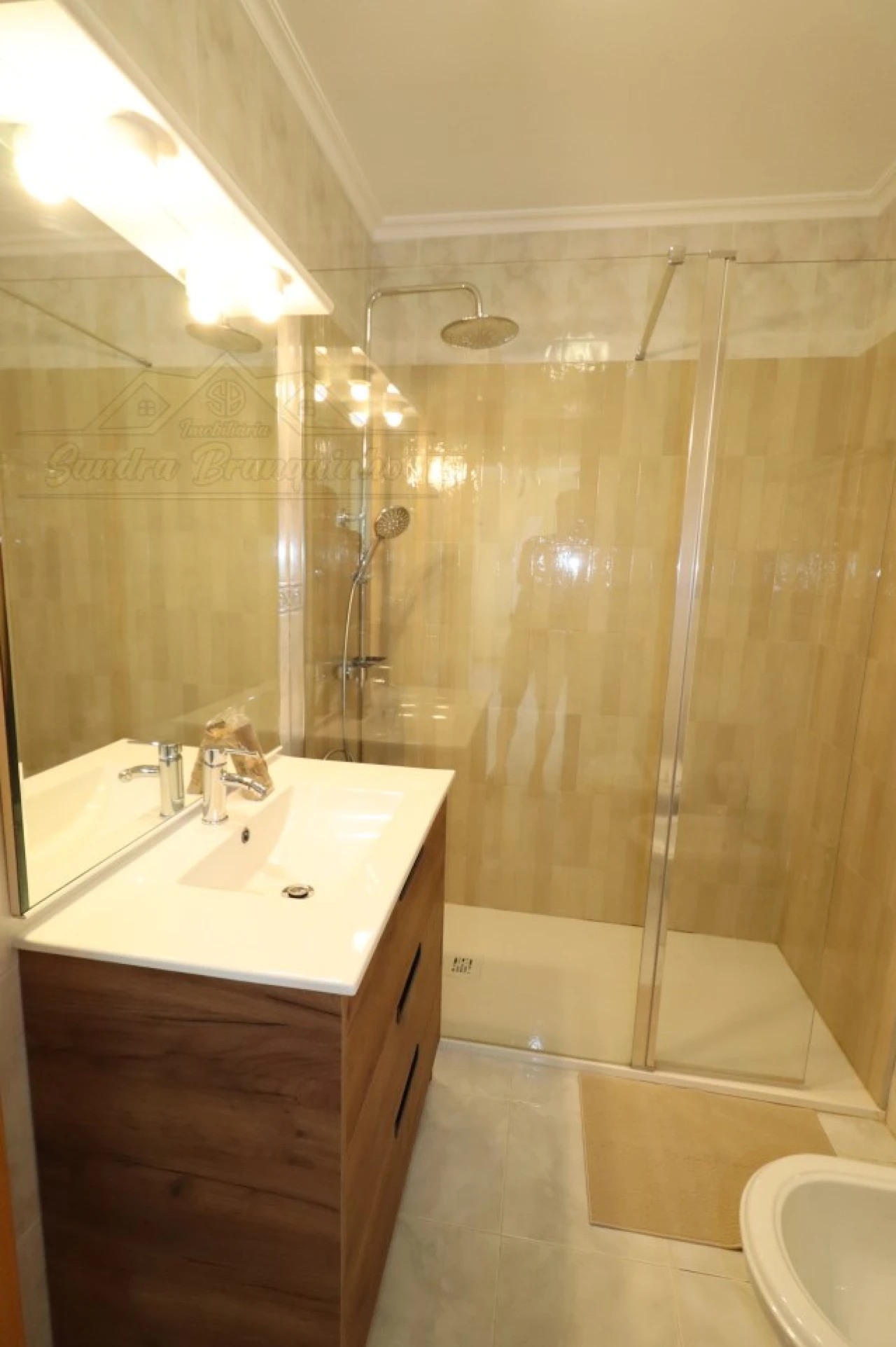 Apartamento T1 para Venda em Portimão Foto 19