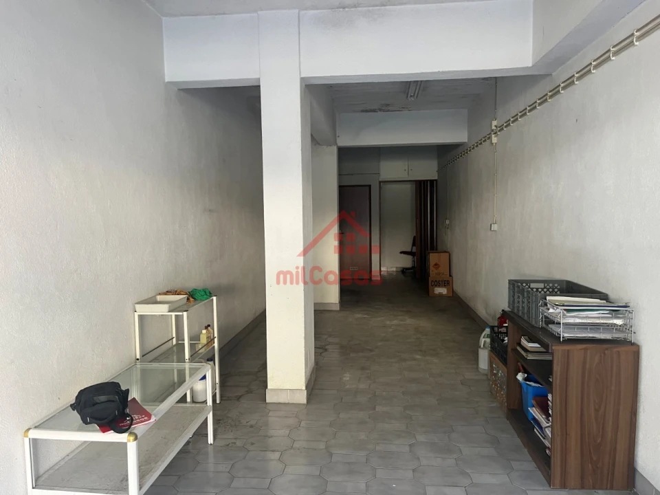 Garagem para Venda em Laranjeiro e Feijó Foto 4